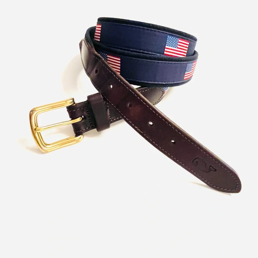 Vineyard Vines Men’s American Flag Canvas Solid Brass Buckle Club Leather Belt